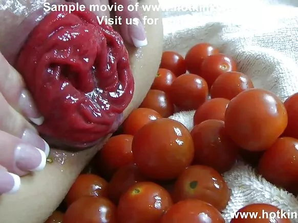 Légume anal jouer 50 légume tomates.