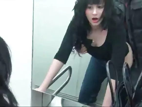 Graci anal sex avec le cousin old+jeune pour l’achat.