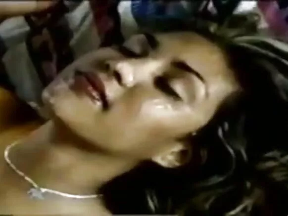Inde porno slut, riche en anal, se fuck sexuellement dans le chambre - ku.