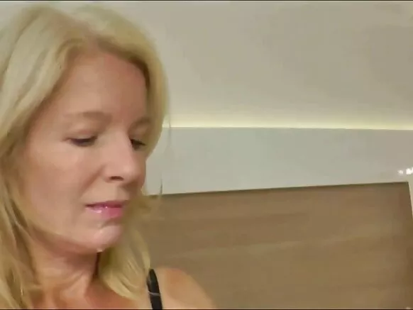 Japon blonde milf xxx anal sex.