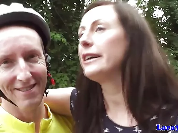 European Anglais milf en baskettes anal porno video anal dans talons hauts fuck avec un salaire.
